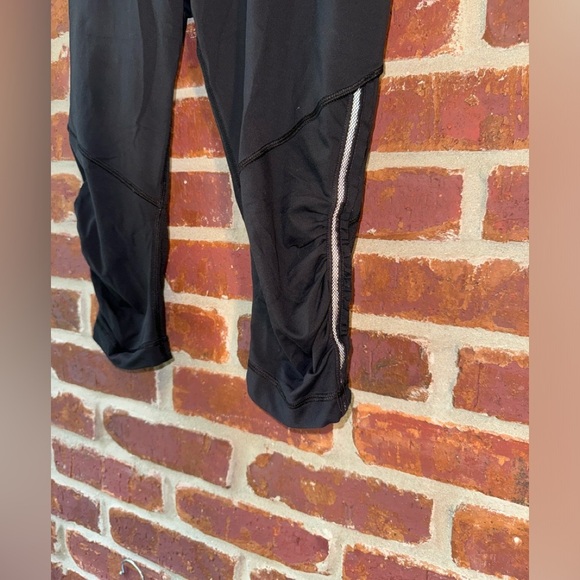 Lululemon Run for your life capri leggings size 8 - Picture 2 of 9
